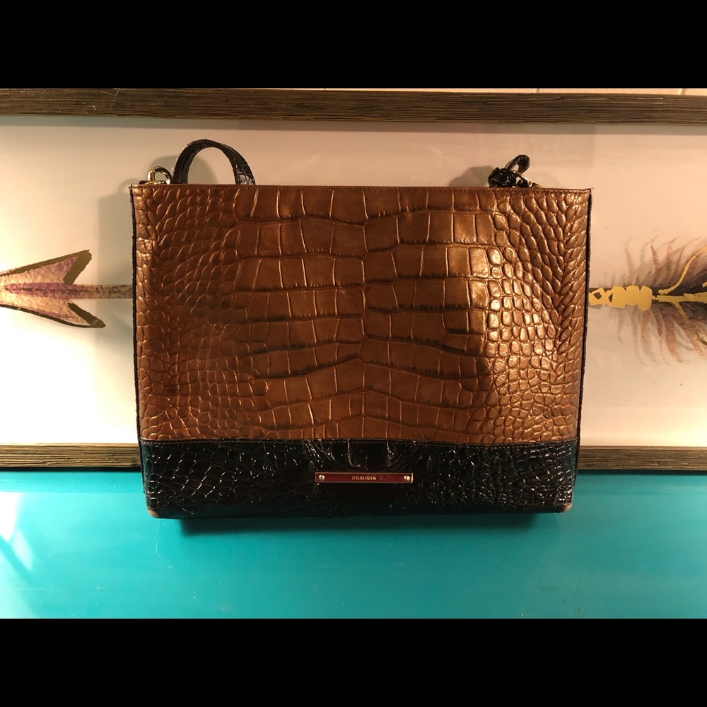 Beautiful Pecan andand black Brahmin Crossbody